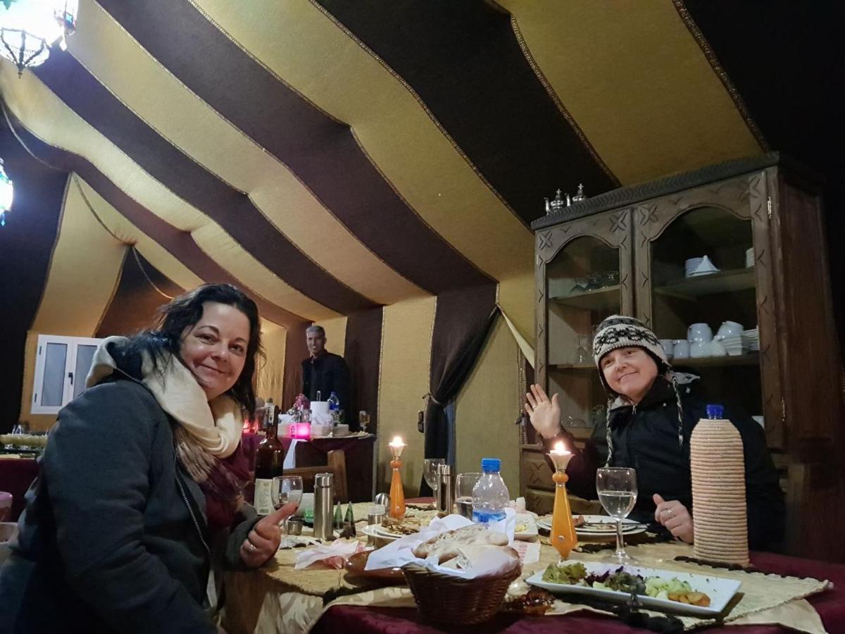 Desert Luxury Tented & Activities Hotel Adrouine Bagian luar foto