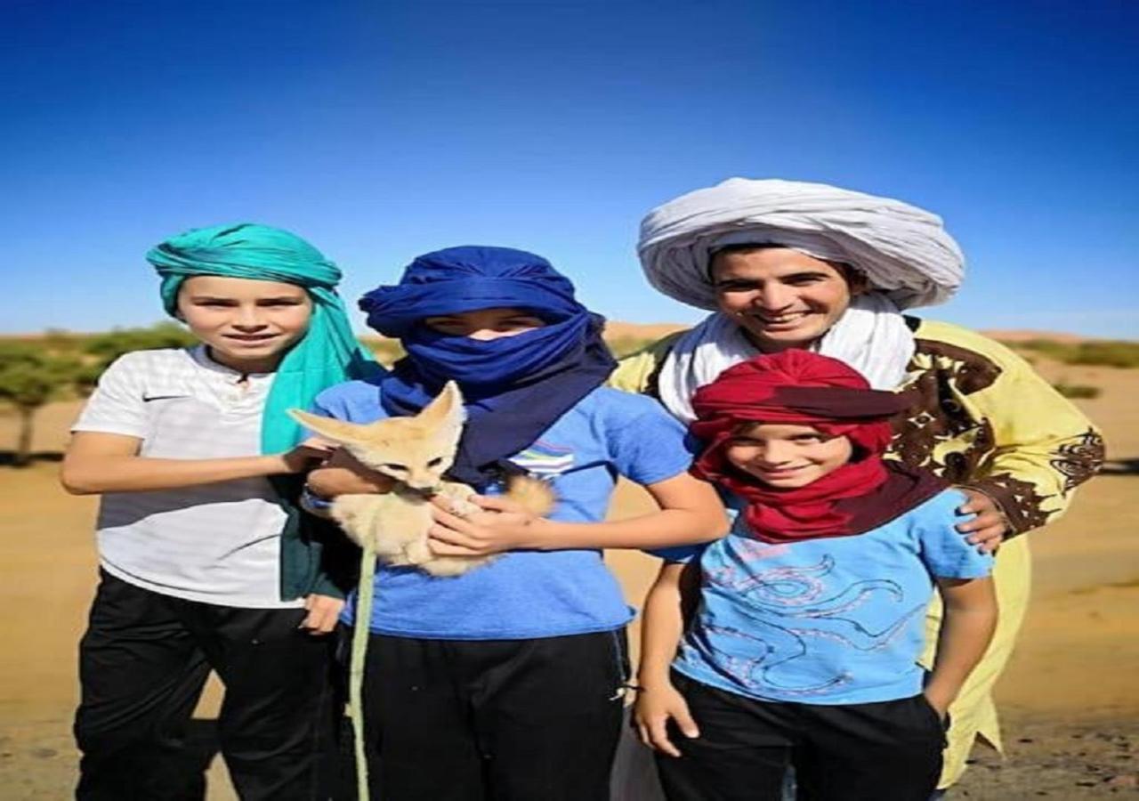 Desert Luxury Tented & Activities Hotel Adrouine Bagian luar foto