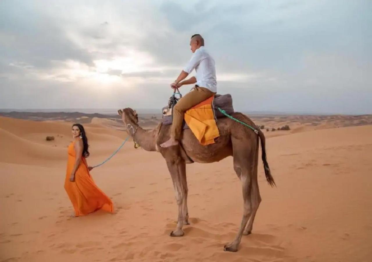 Desert Luxury Tented & Activities Hotel Adrouine Bagian luar foto