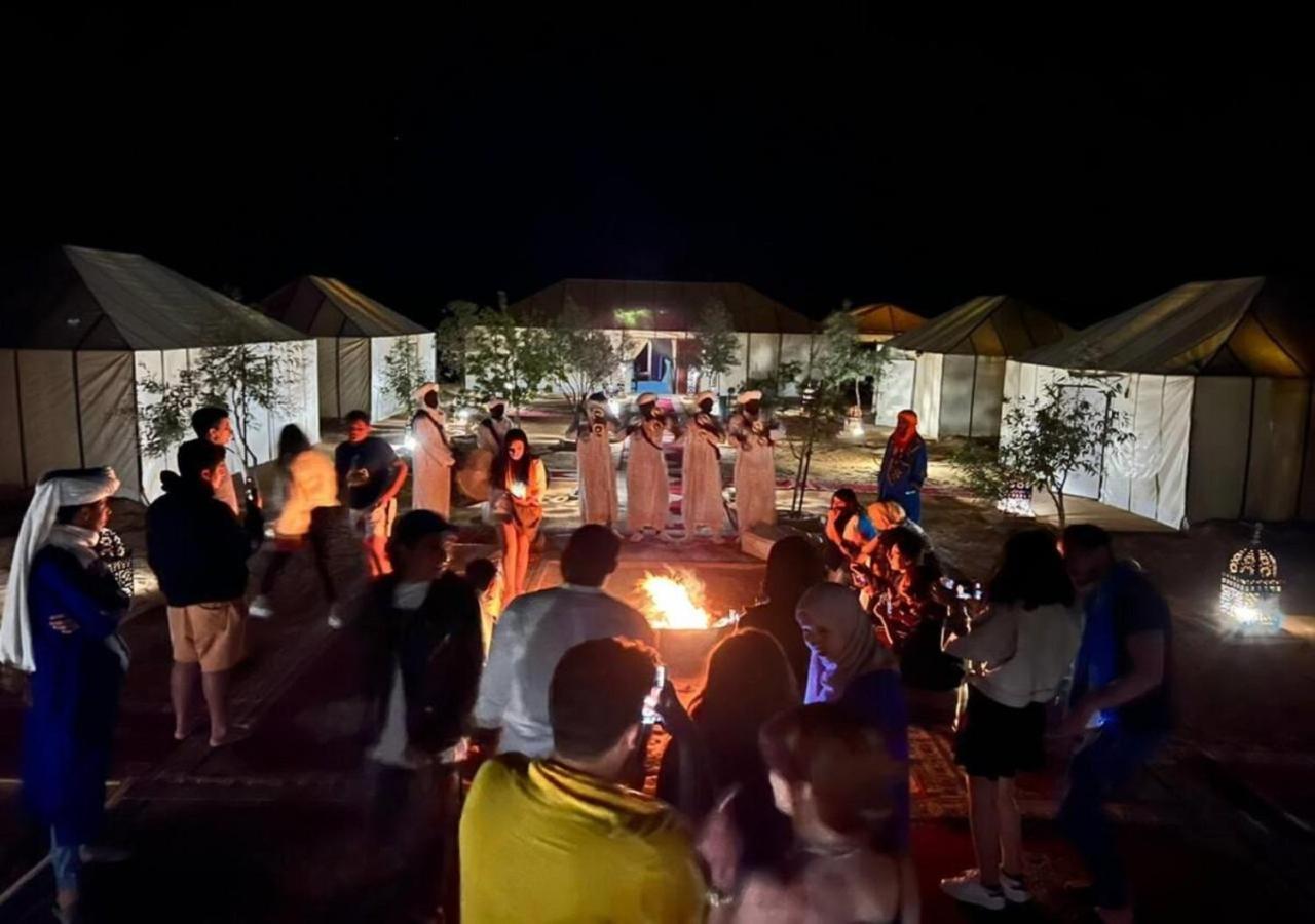 Desert Luxury Tented & Activities Hotel Adrouine Bagian luar foto