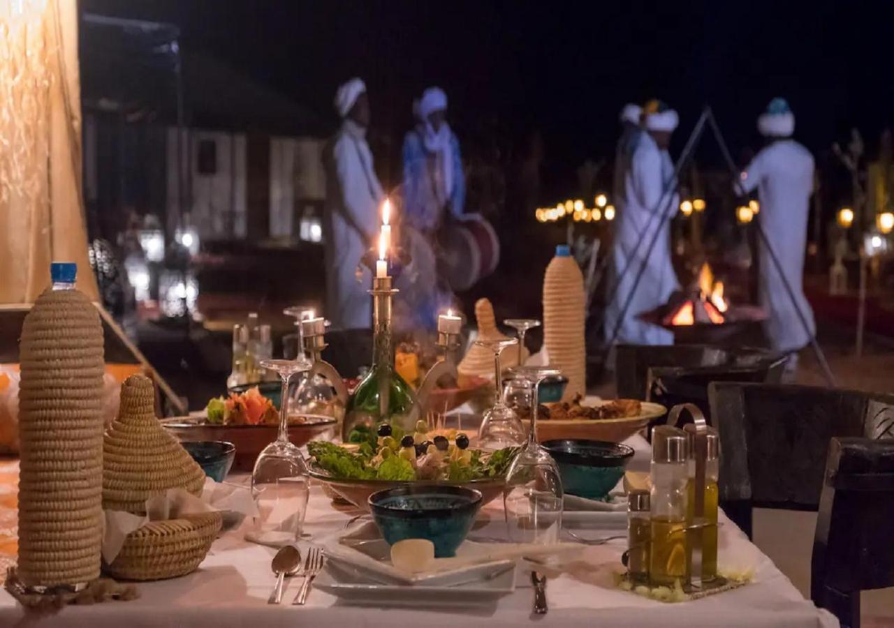 Desert Luxury Tented & Activities Hotel Adrouine Bagian luar foto
