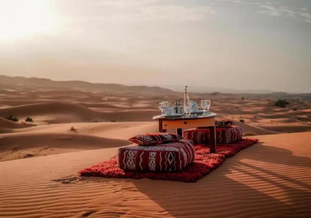Desert Luxury Tented & Activities Hotel Adrouine Bagian luar foto