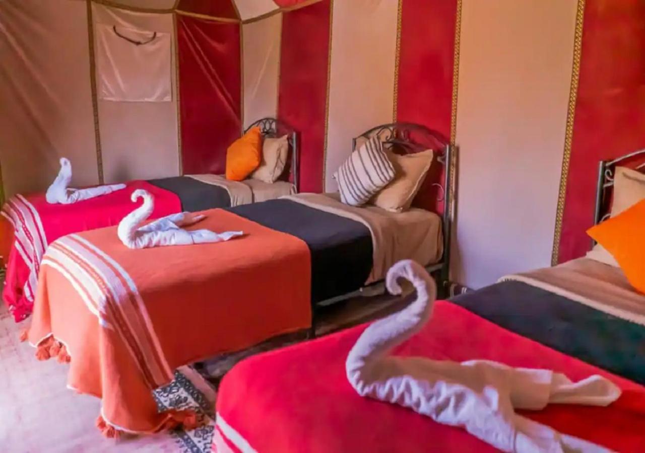 Desert Luxury Tented & Activities Hotel Adrouine Bagian luar foto