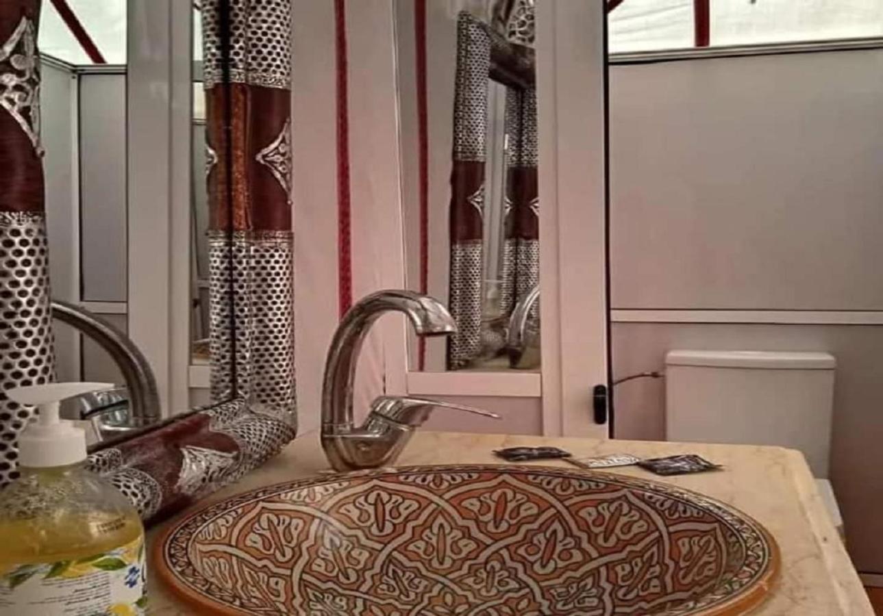Desert Luxury Tented & Activities Hotel Adrouine Bagian luar foto