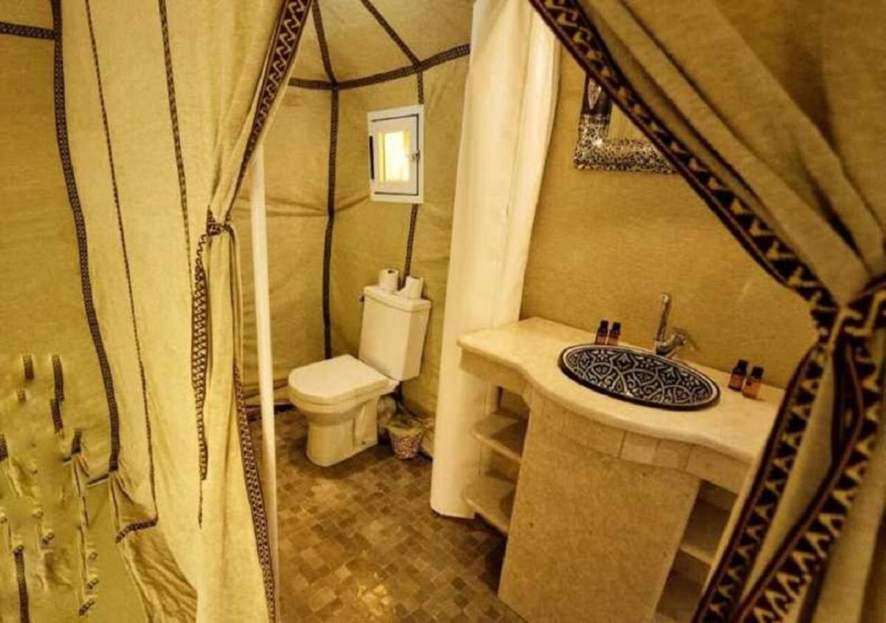 Desert Luxury Tented & Activities Hotel Adrouine Bagian luar foto