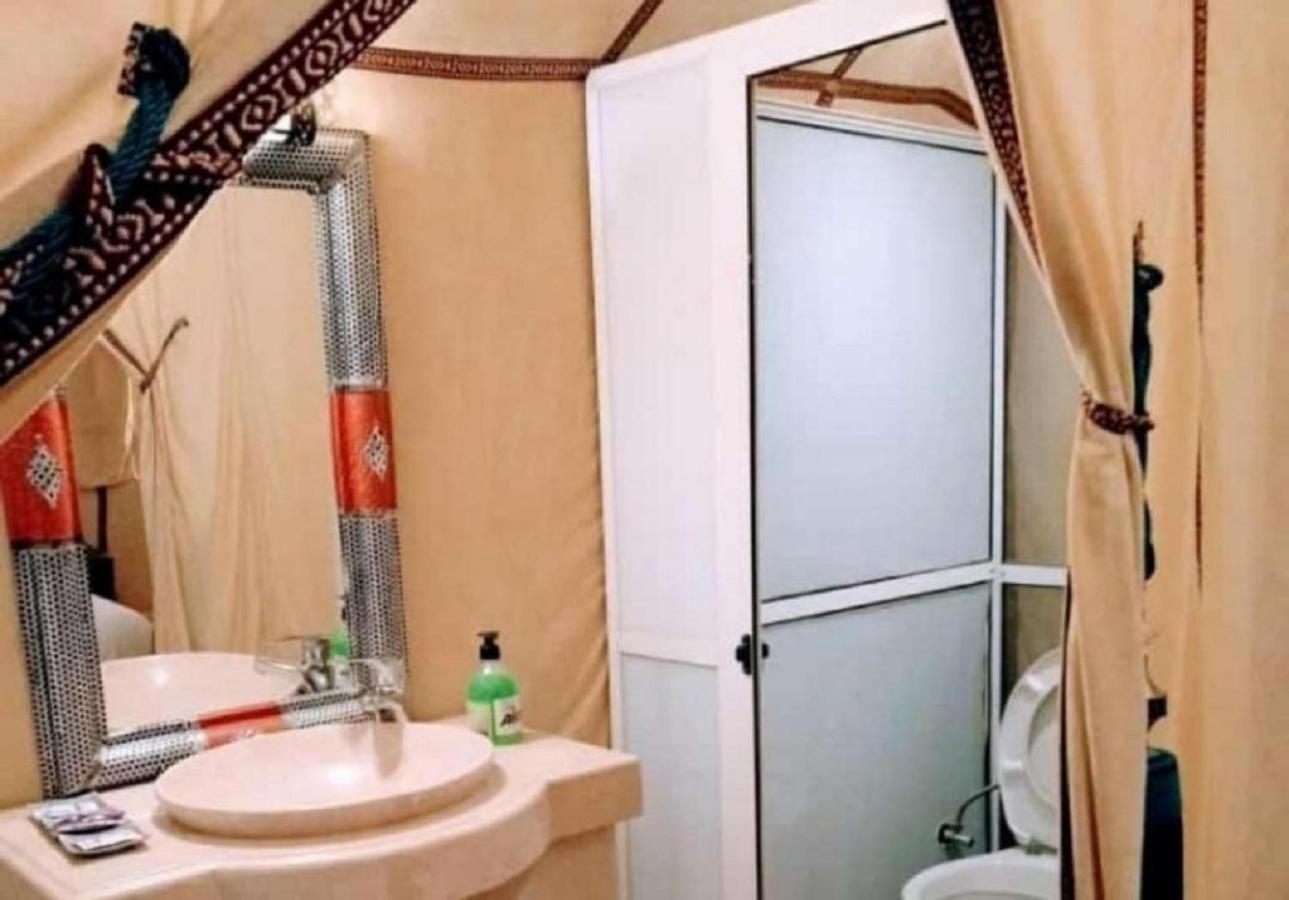 Desert Luxury Tented & Activities Hotel Adrouine Bagian luar foto